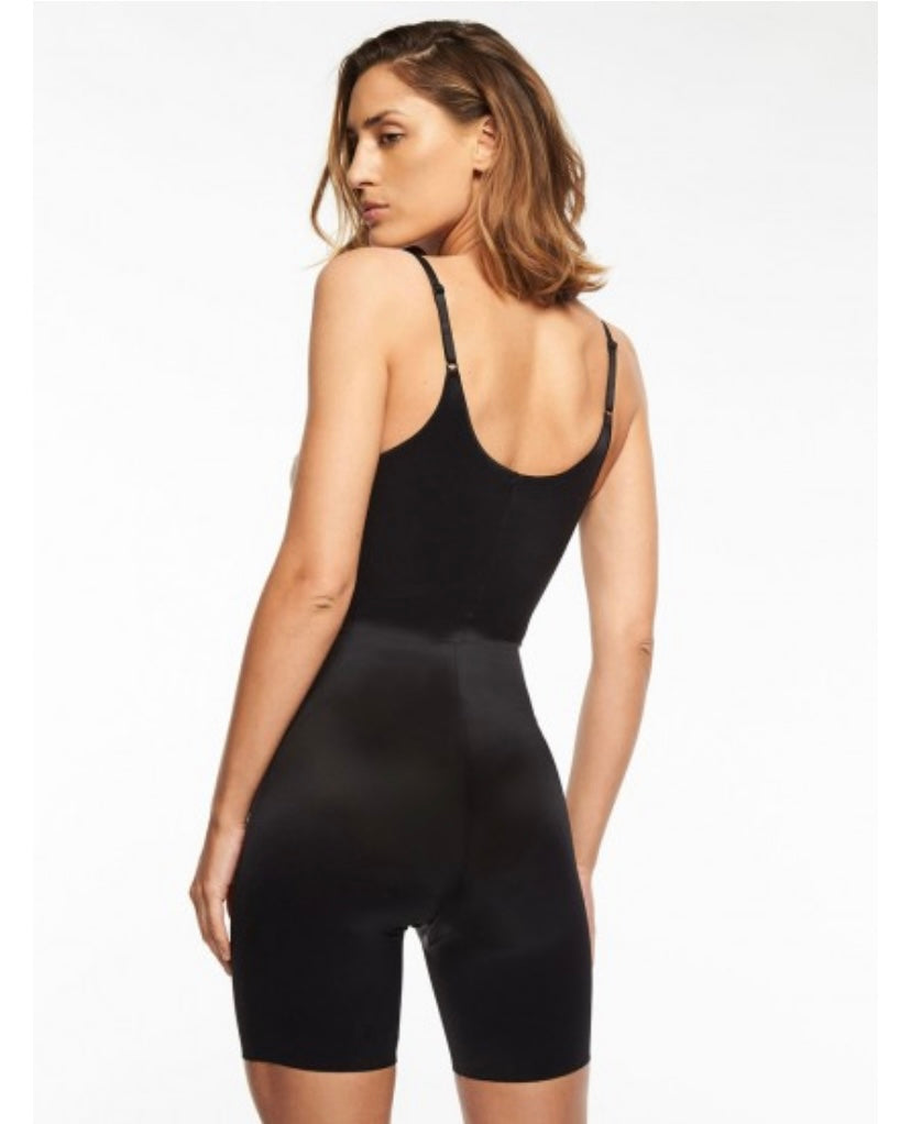 Hour Glass Mid Thigh Shaper