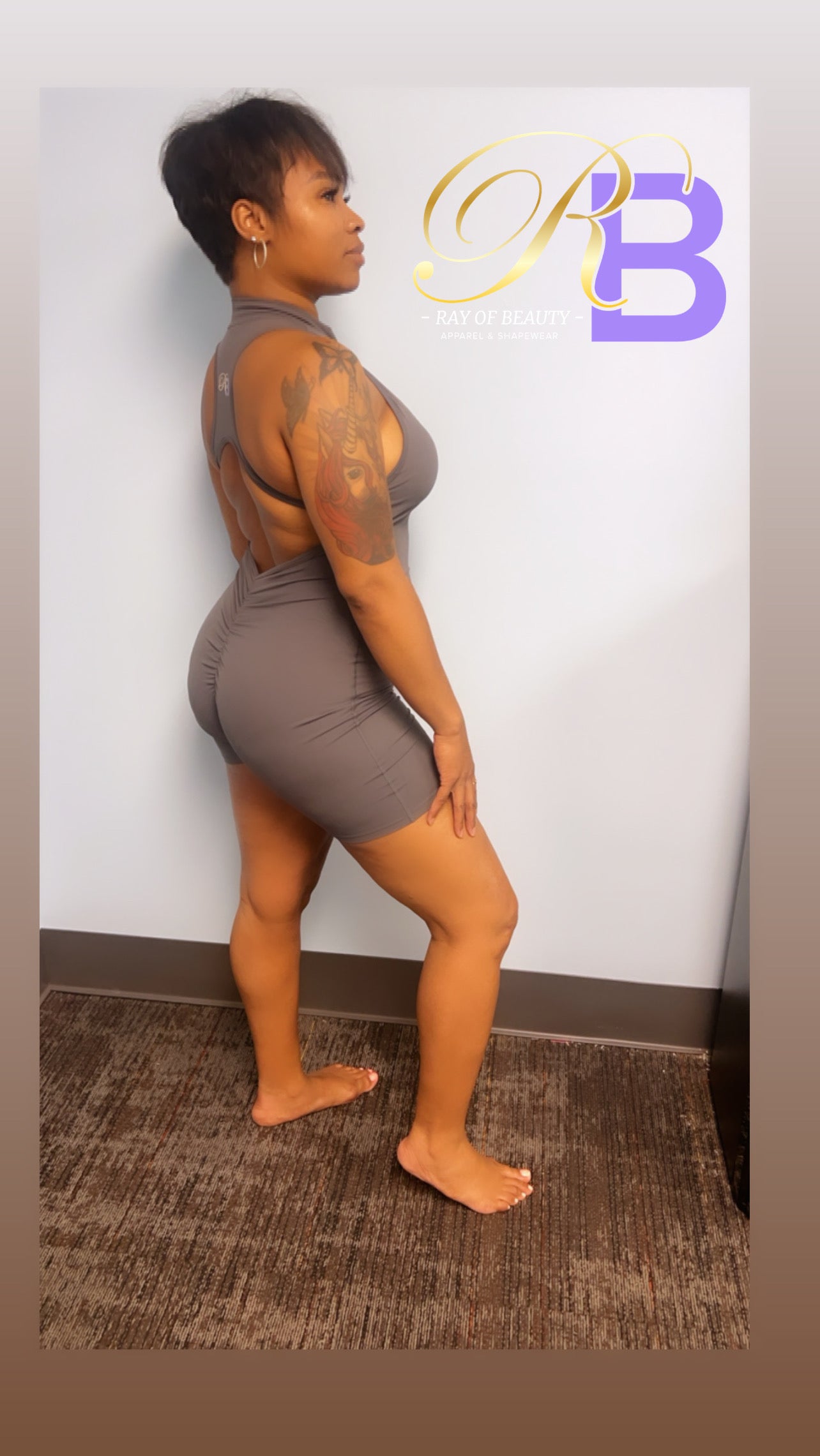 Ray of Beauty Backcut zip up Jumpsuit